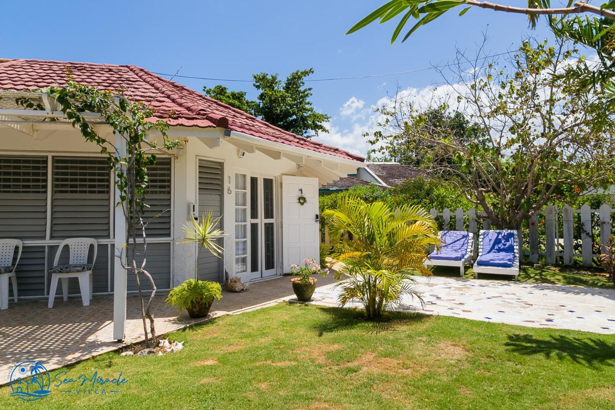 Sea Miracle Villa/Beach Cottage Silver Sands Экстерьер фото